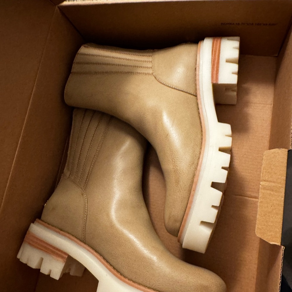 Kork-Ease Tan Ankle Boots with White Sole